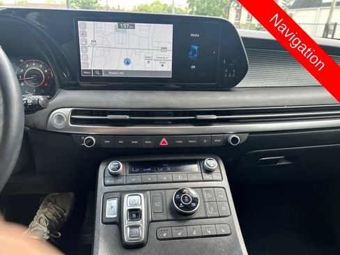 Used 2024 Hyundai Palisade Limited AWD/4WD image 41