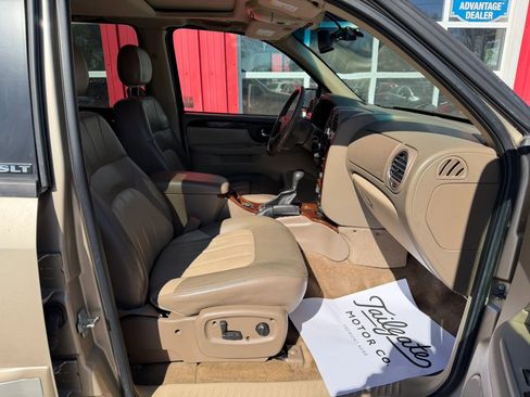 Used 2004 GMC Envoy SLT w/ Preferred Equipment Group AWD/4WD image 14
