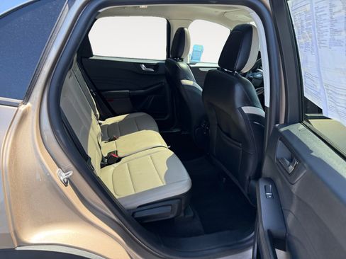 Used 2021 Ford Escape SEL image 18