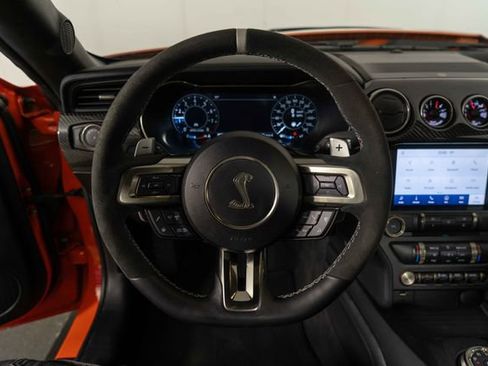 Used 2022 Ford Mustang Shelby GT500 w/ Carbon Fibre Track Pack image 20