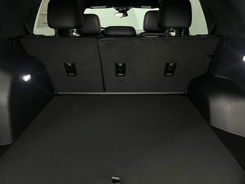 New 2026 Chevrolet Equinox RS w/ Convenience Package III FWD image 30