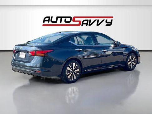 Used 2019 Nissan Altima 2.5 SL FWD image 7