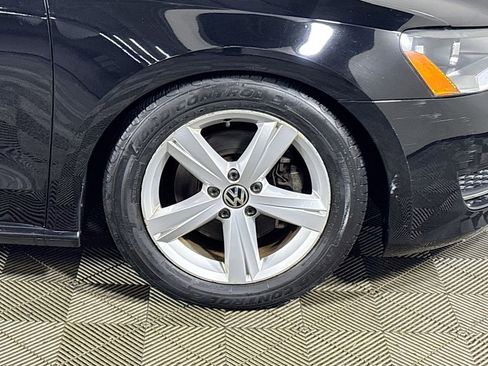 Used 2013 Volkswagen Passat TDI SE image 22