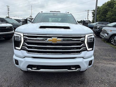 New 2026 Chevrolet Silverado 2500 High Country w/ High Country Premium Package AWD/4WD image 2