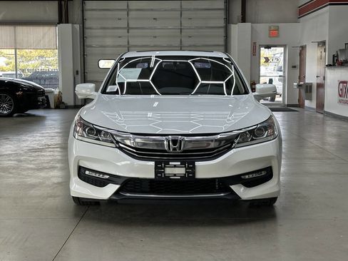Used 2016 Honda Accord EX image 6