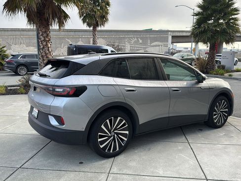 Used 2024 Volkswagen ID.4 S image 6