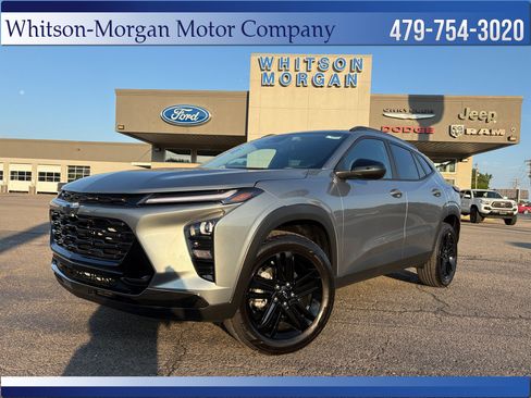 Used 2026 Chevrolet Trax ACTIV FWD image 1