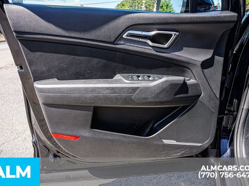 Used 2025 Kia Sportage LX image 48