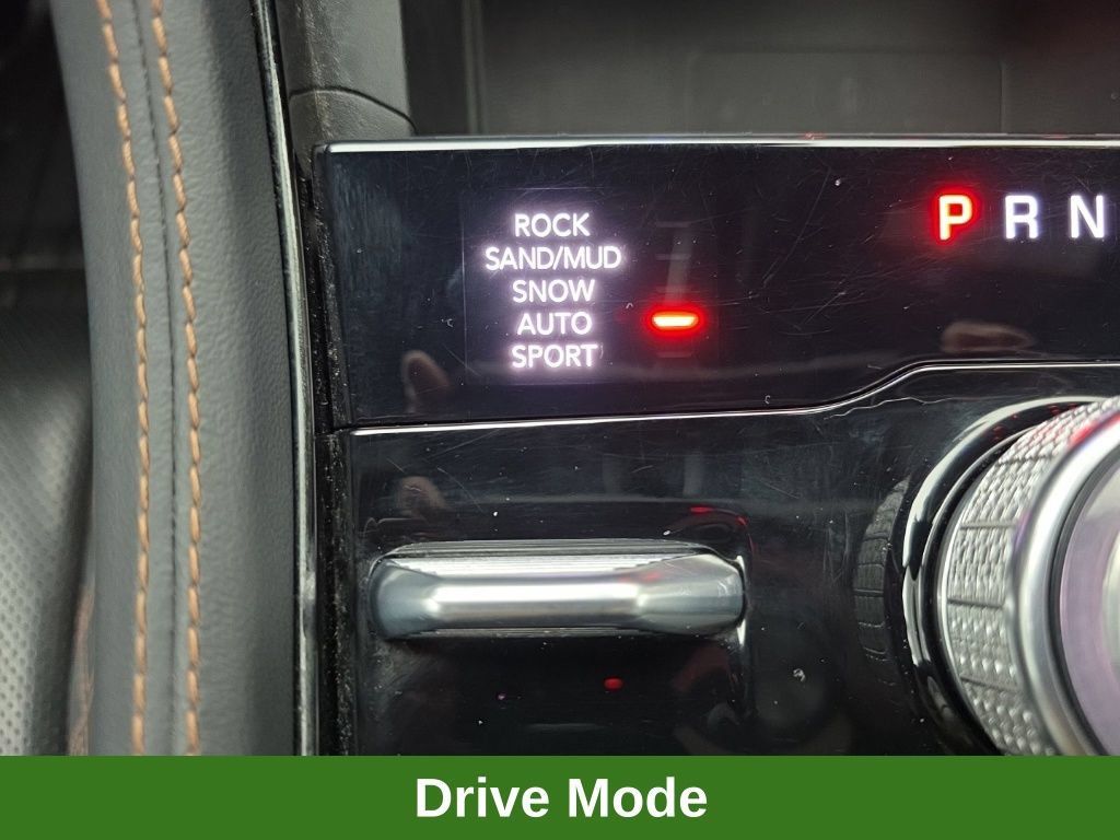 Used 2024 Jeep Grand Cherokee L Summit AWD/4WD image 44