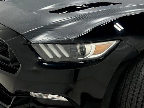 Used 2016 Ford Mustang GT Premium w/ Equipment Group 401A RWD image 34
