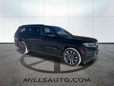 Used 2023 Jeep Grand Cherokee L Overland image 5