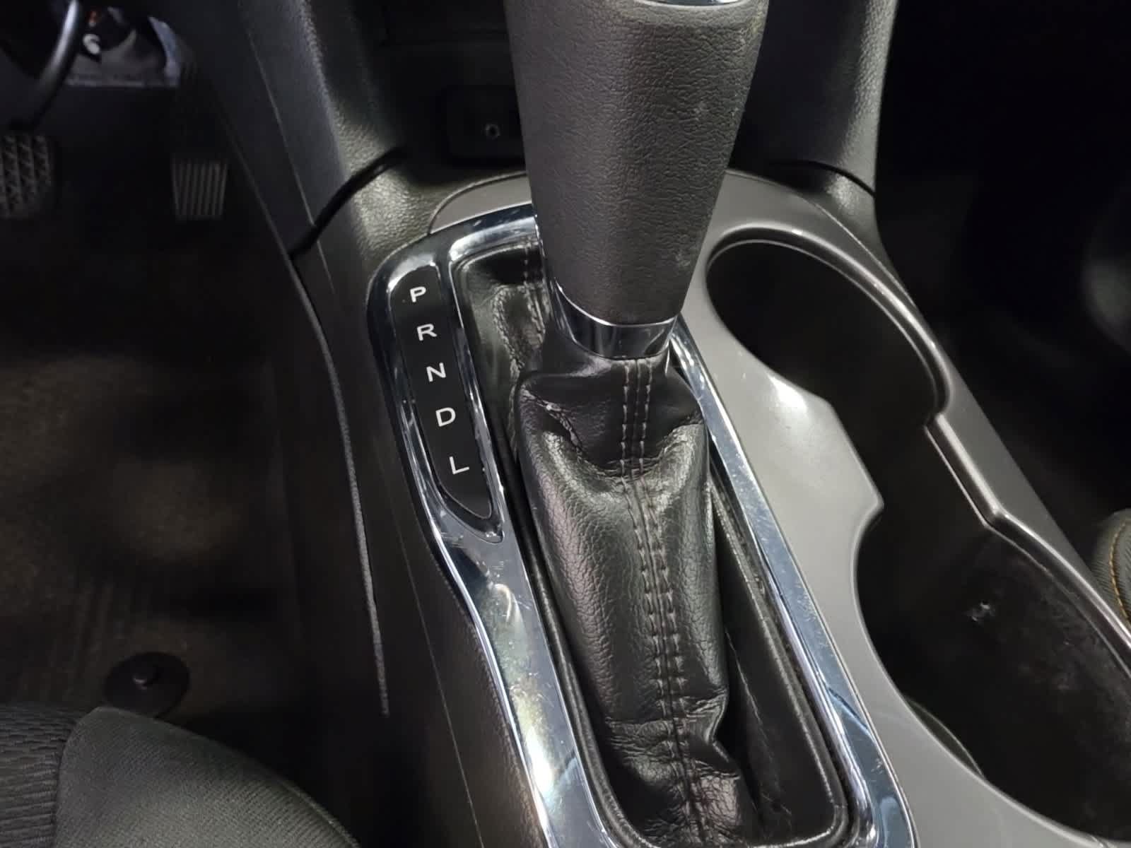 Used 2019 Chevrolet Cruze LS w/ LS Convenience Package FWD image 24