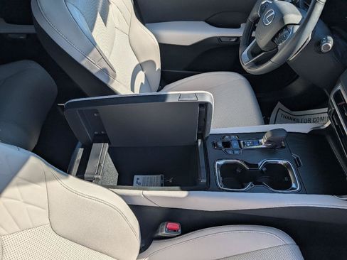 Certified 2025 Lexus RX 350 Premium AWD/4WD image 24