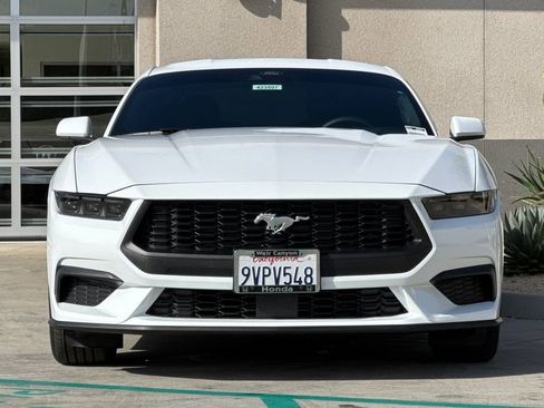Used 2025 Ford Mustang Coupe RWD image 11