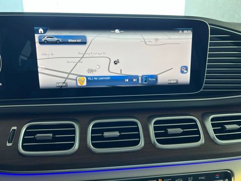 Used 2026 Mercedes-Benz GLE 450 4MATIC image 18