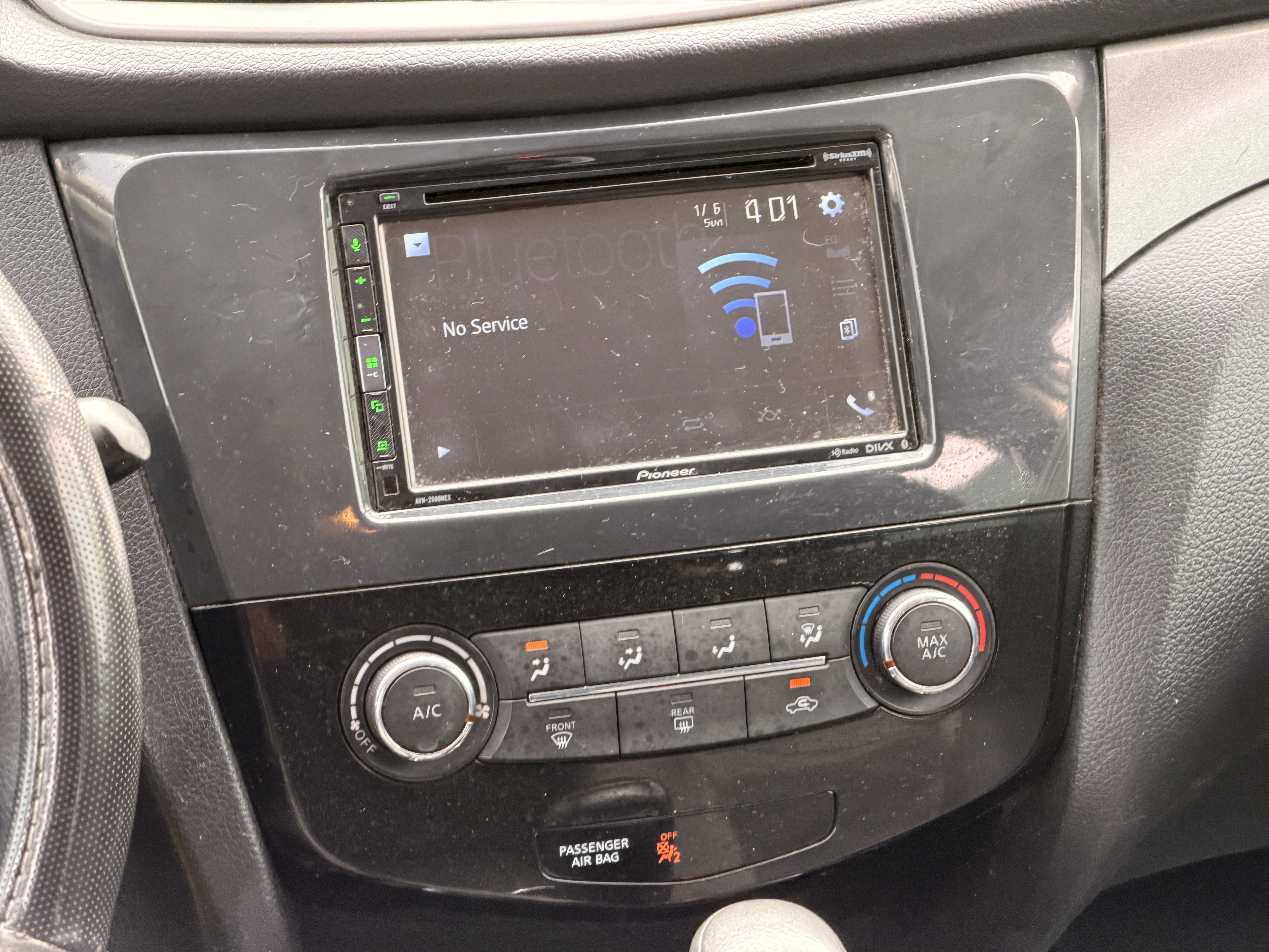 Used 2016 Nissan Rogue S AWD/4WD image 15