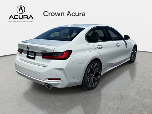 Used 2026 BMW 330i Sedan w/ Premium Package RWD image 4