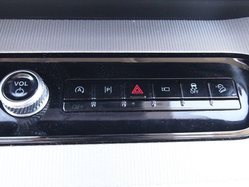 Used 2025 Ford Expedition Max Active AWD/4WD image 31