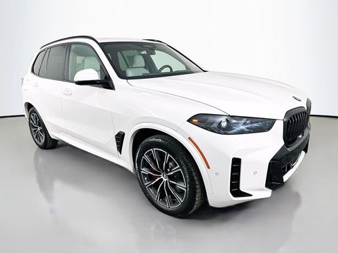 New 2026 BMW X5 xDrive40i w/ M Sport Package image 3