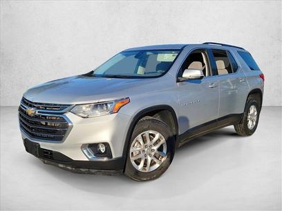 Used 2021 Chevrolet Traverse LT