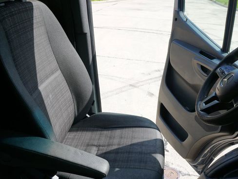 Used 2019 Mercedes-Benz Sprinter 170 image 22
