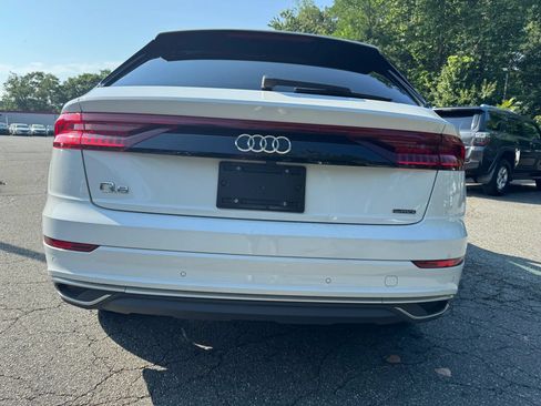 Used 2019 Audi Q8 Premium w/ Convenience Package AWD/4WD image 4