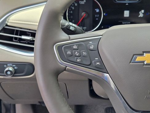 Used 2024 Chevrolet Malibu LT image 28