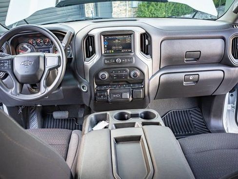 Used 2023 Chevrolet Silverado 1500 Custom Trail Boss w/ LPO, Dark Essentials Package image 32