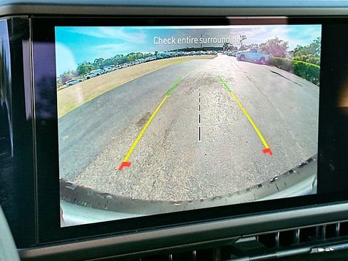 Used 2024 Jeep Wrangler Sport S image 13