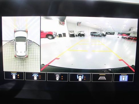 Used 2024 Buick Encore GX Sport Touring w/ Advanced Technology Package image 3