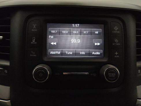 Used 2020 RAM 1500 Big Horn image 25