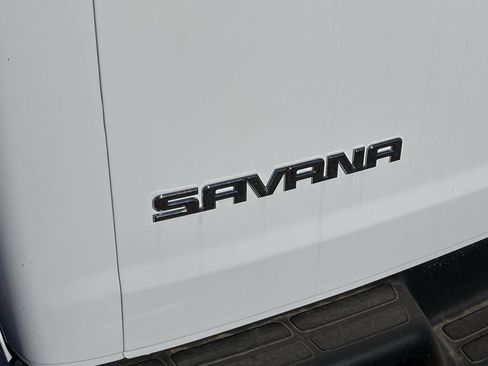 New 2025 GMC Savana 3500 LS RWD image 31