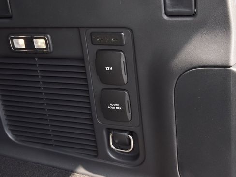 New 2025 Lincoln Navigator L Reserve image 43