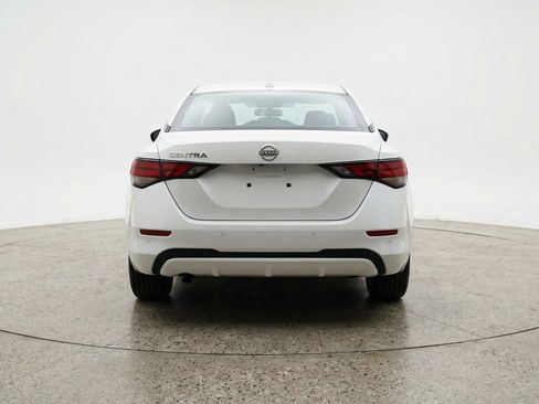 Used 2025 Nissan Sentra SV image 7