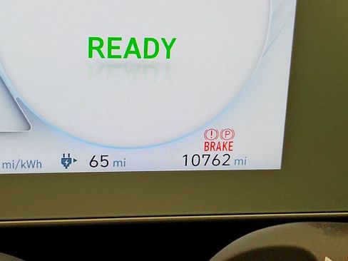 Used 2023 Hyundai Ioniq 5 Limited image 15