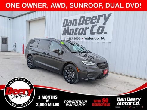 Used 2021 Chrysler Pacifica Touring-L w/ Uconnect Theater Family Group image 1