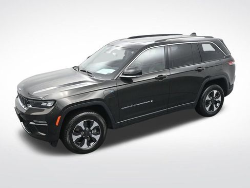 Used 2024 Jeep Grand Cherokee Limited 4xe image 21