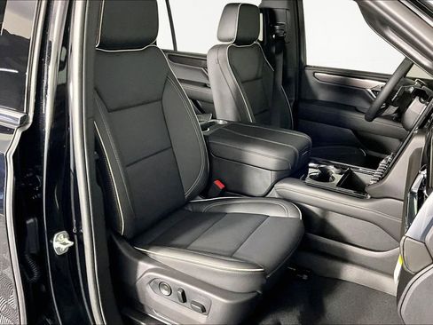 New 2026 GMC Yukon XL Elevation AWD/4WD image 12