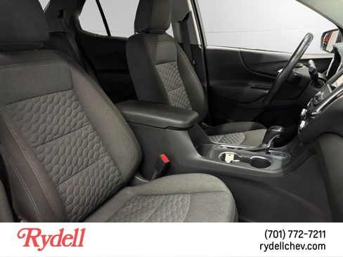 Used 2019 Chevrolet Equinox LT AWD/4WD image 16