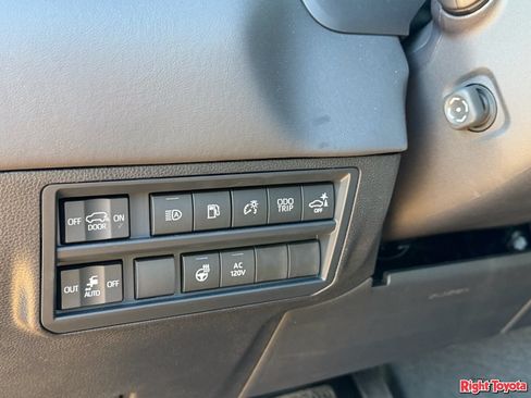 New 2026 Toyota Sequoia Platinum AWD/4WD image 24