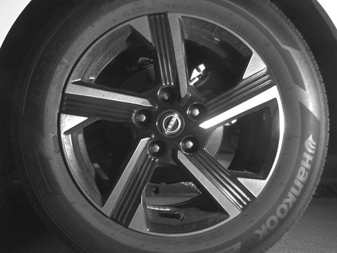 Used 2025 Nissan Sentra SV image 11