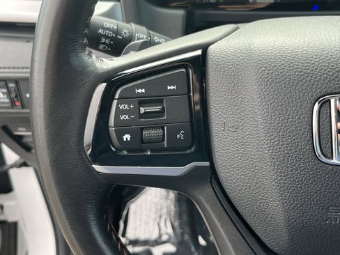 Used 2025 Honda Odyssey Sport-L image 21