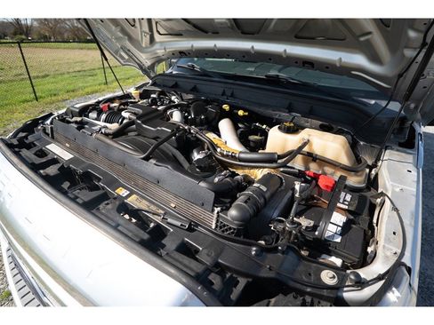 Used 2013 Ford F350 Platinum w/ FX4 Off Road Pkg image 43