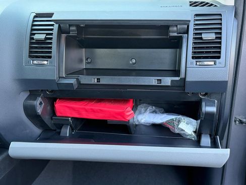 Used 2012 Toyota Tundra Limited w/ Platinum Pkg image 64