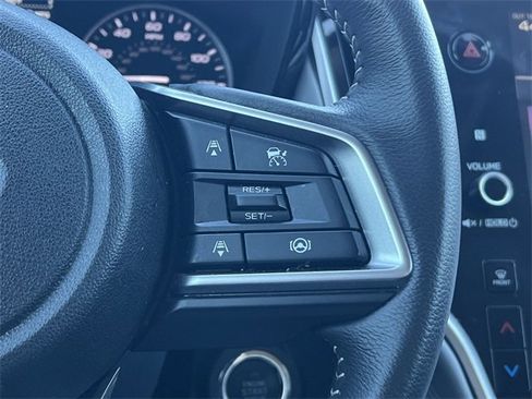 Certified 2025 Subaru Outback Premium w/ Popular Package #1A image 18