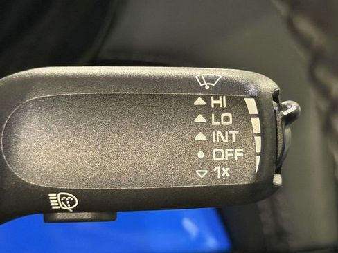 Used 2025 Porsche 718 Cayman GTS RWD image 37