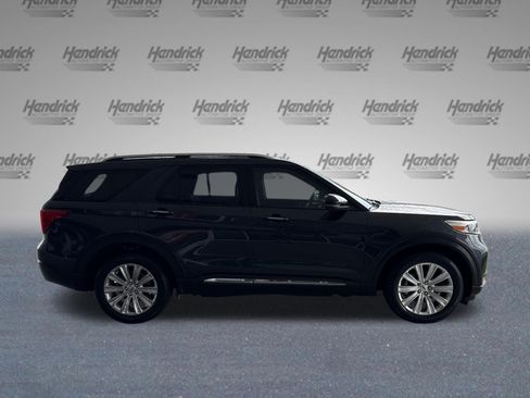 Used 2022 Ford Explorer Limited w/ Equipment Group 301A AWD/4WD image 10
