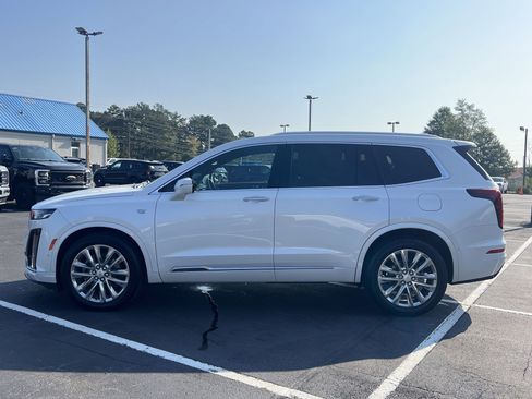 Used 2022 Cadillac XT6 Premium Luxury w/ Technology Package image 28