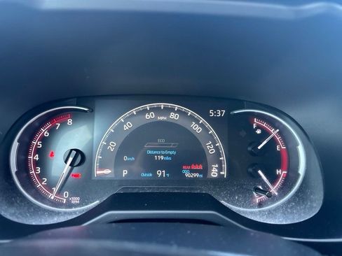 Used 2024 Toyota RAV4 LE FWD image 20
