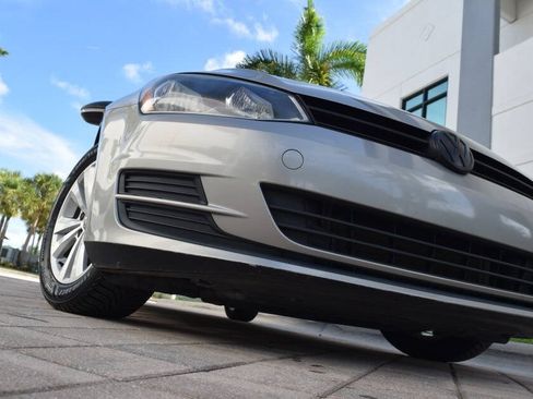 Used 2015 Volkswagen Golf TDI S FWD image 13